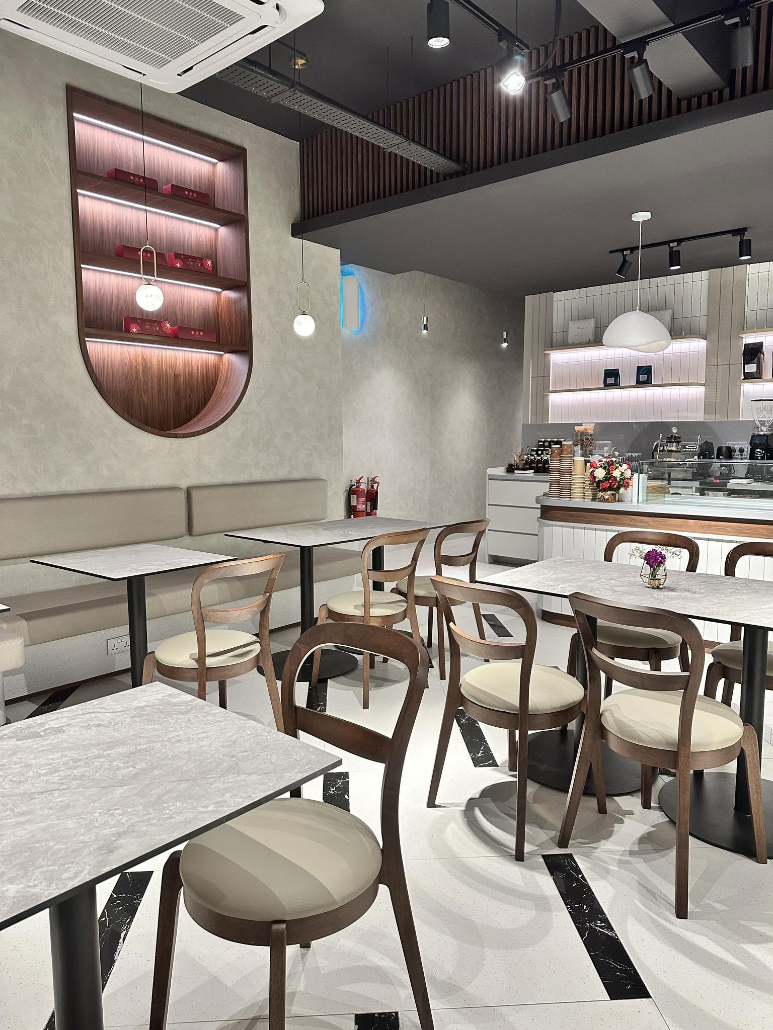 The dining room and pastry counter inside Fiorise